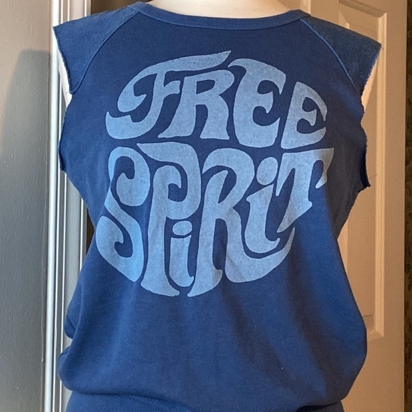 Junk Food Clothing Graphic Tank Top Blue Size Small in Like New Condition - Picture 2 of 8